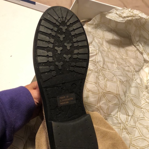 Venus knee high boots- size 8.5 - worn 2x - Picture 3 of 6